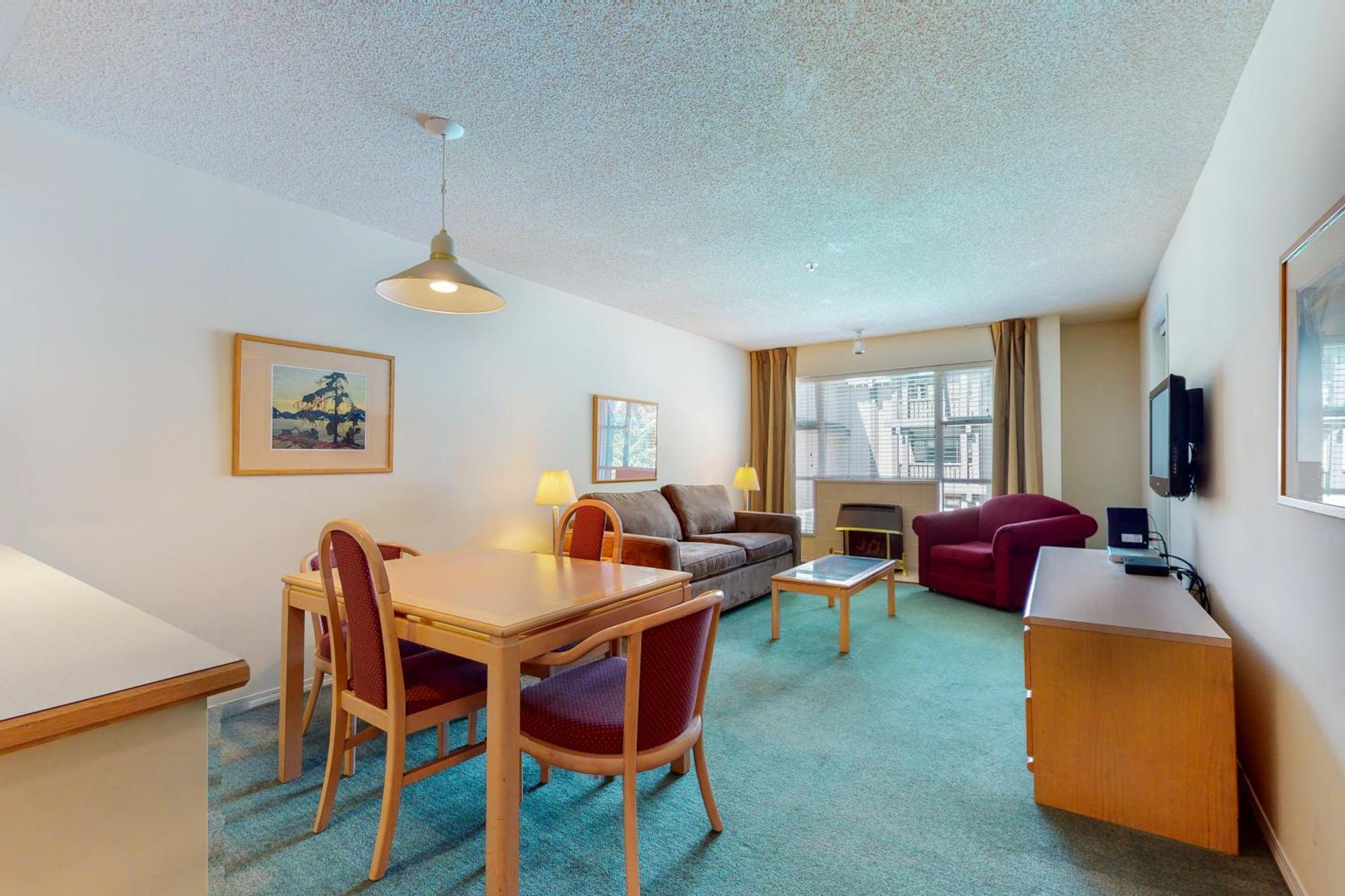 Glacier Lodge Уистлер Номер фото